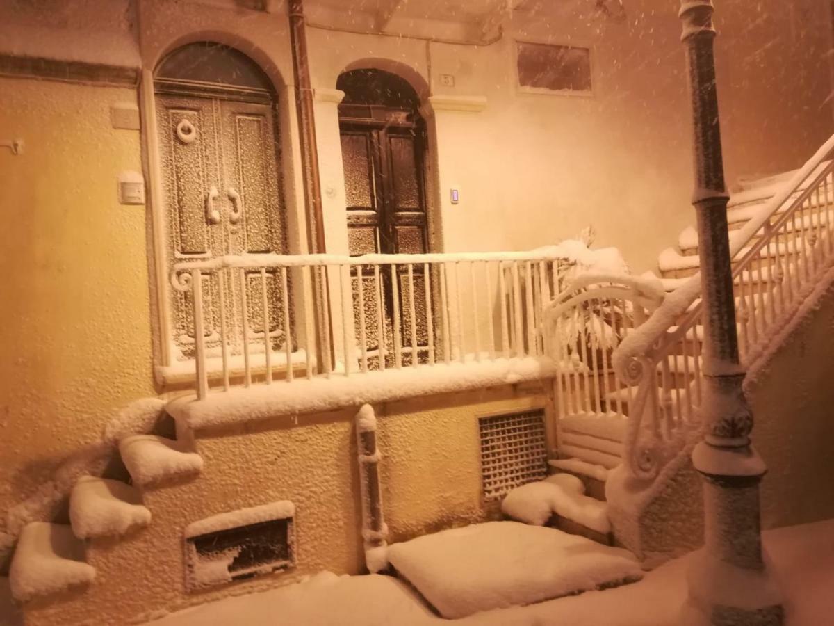 Dimora Sant'Angelo Villa Montescaglioso Buitenkant foto